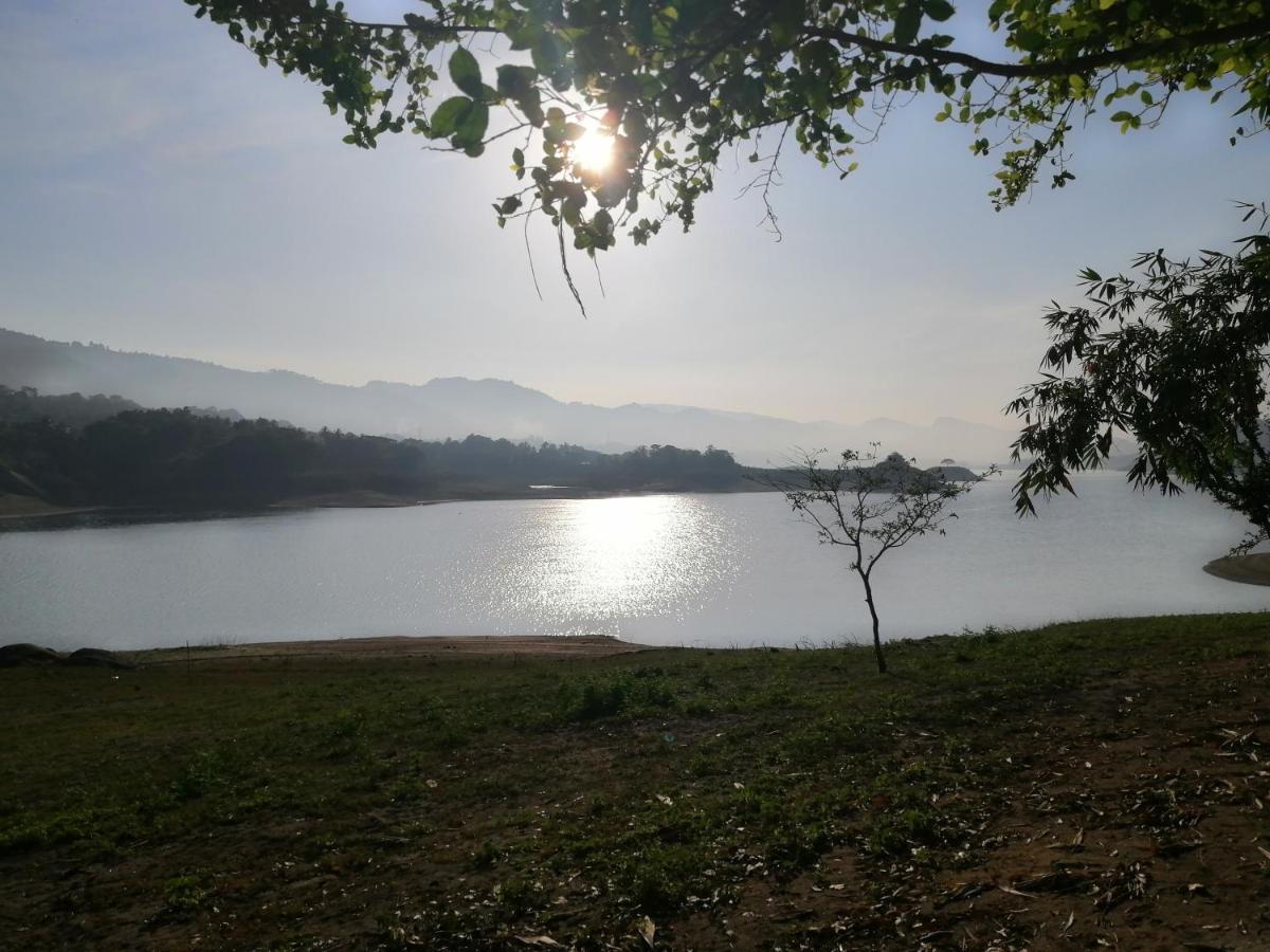 Victoria Views Resort Kandy ดิกานา ภายนอก รูปภาพ